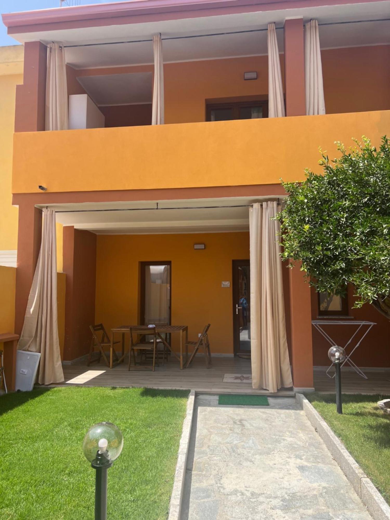 Casa Fanni- Rooms Вилласимиус Экстерьер фото